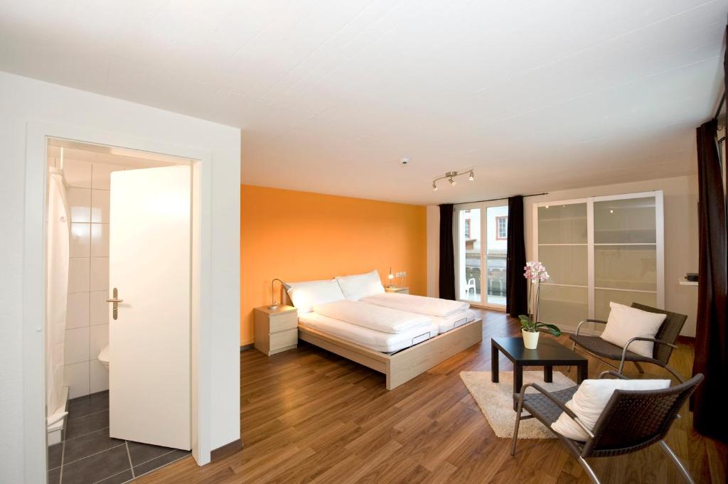 Hotel Restaurant Roessli Uetendorf Værelse billede